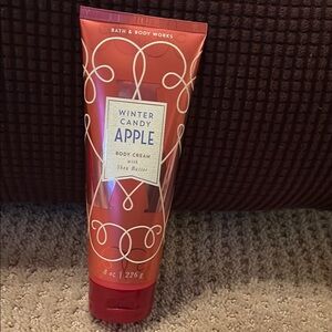 Bath & Body Works Winter Candy Apple Body Cream - Red